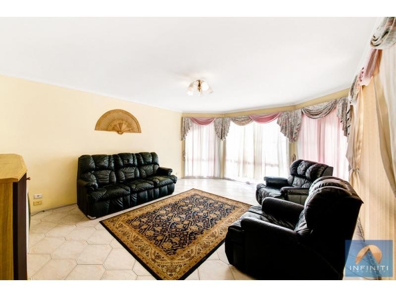 Hoxton Park NSW 2171