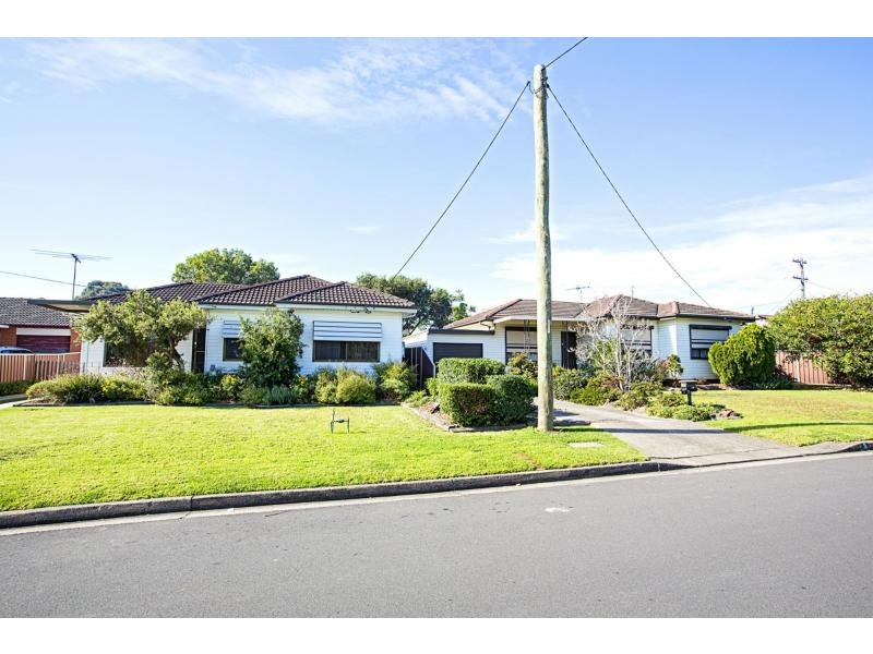 5 Musgrave Crescent, Fairfield West NSW 2165