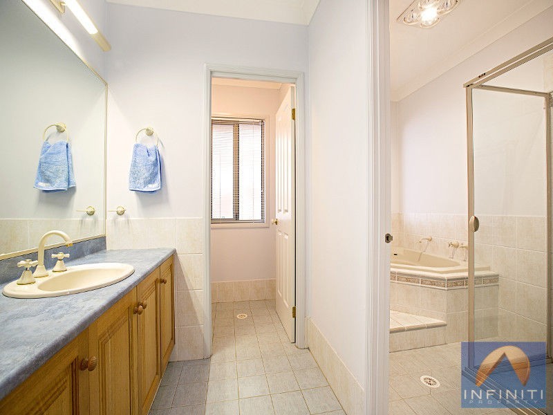 24 Singleton Street, Horningsea Park NSW 2171