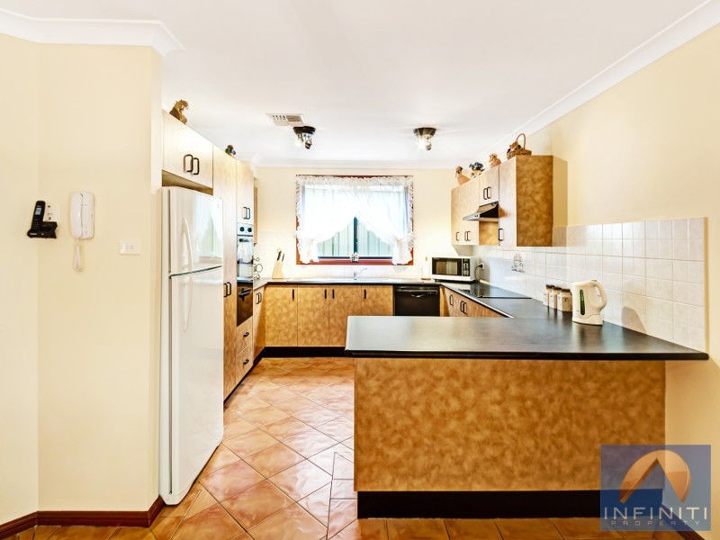 59 Carmichael Drive, West Hoxton NSW 2171