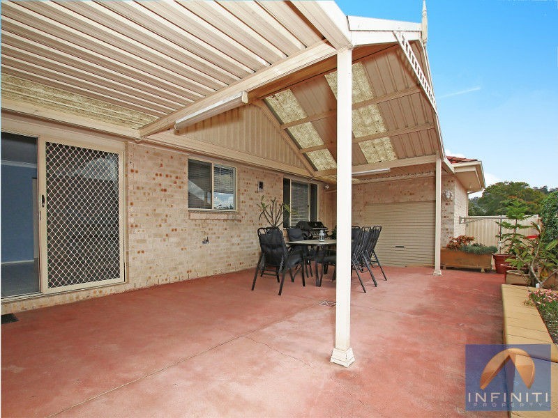 8 Dilston Close, West Hoxton NSW 2171