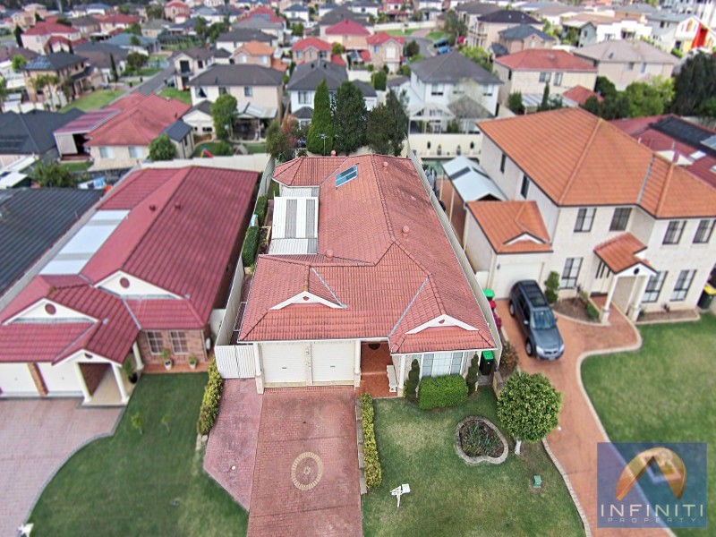 8 Dilston Close, West Hoxton NSW 2171