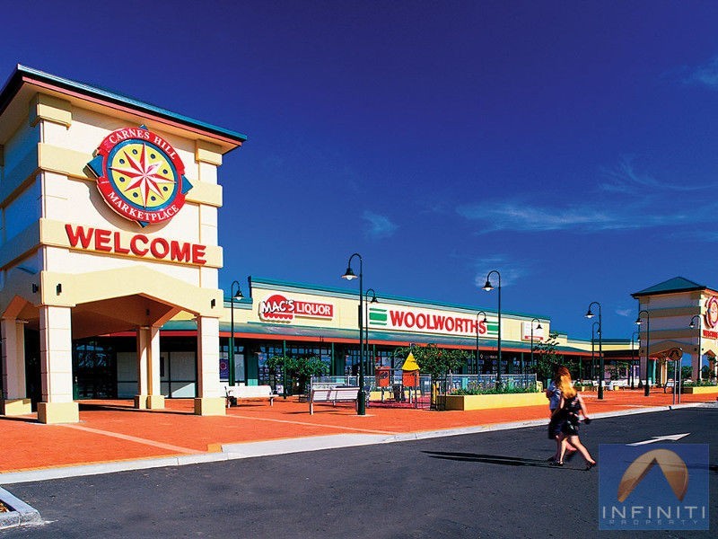 8 Dilston Close, West Hoxton NSW 2171