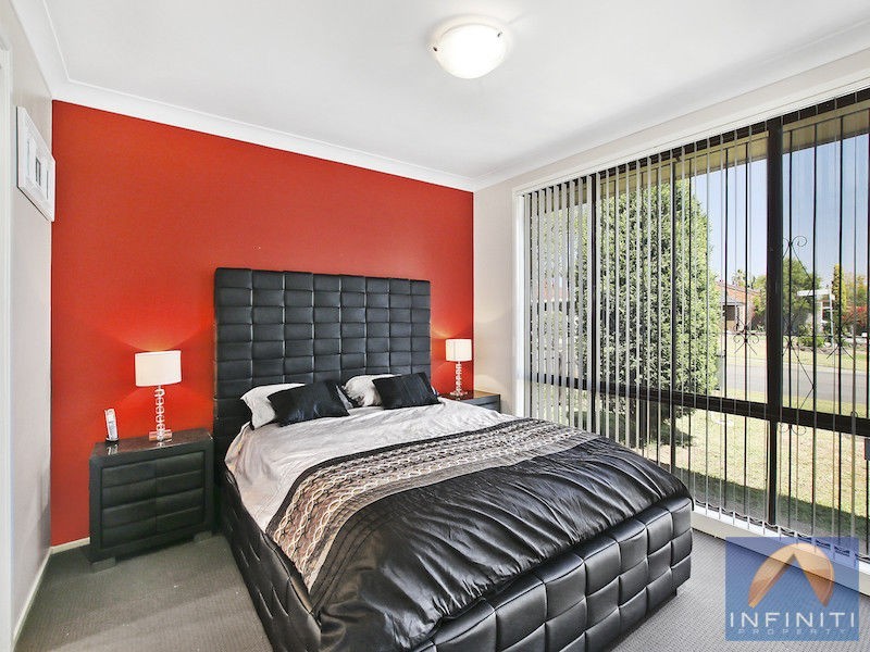 7 Jindabyne Street, Bossley Park NSW 2176