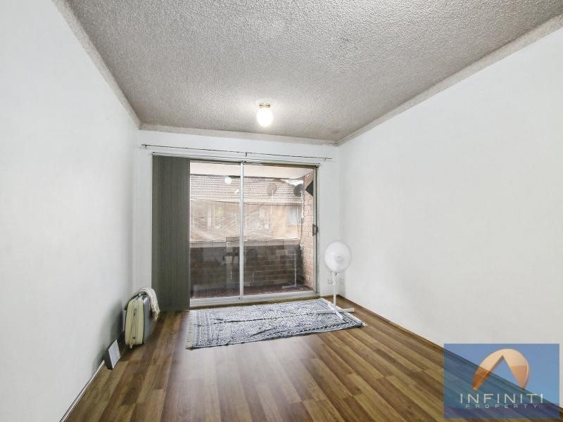 24/13 Forbes Street, Warwick Farm NSW 2170