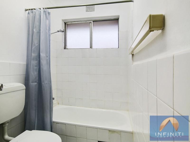 24/13 Forbes Street, Warwick Farm NSW 2170