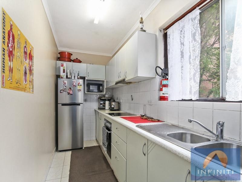 13/5 Lachlan Street, Warwick Farm NSW 2170