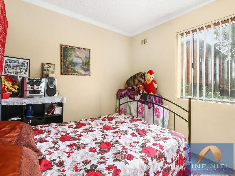 13/5 Lachlan Street, Warwick Farm NSW 2170