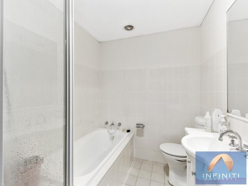 1/22 Goulburn Street, Liverpool NSW 2170