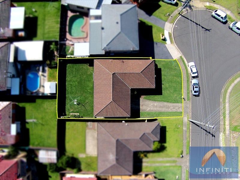 15 Musgrave Crescent, Fairfield West NSW 2165