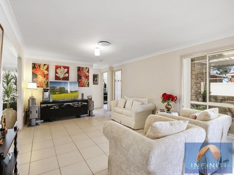 23 Dalton Place, Fairfield West NSW 2165