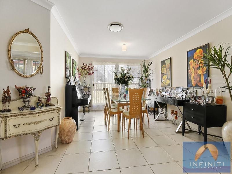 23 Dalton Place, Fairfield West NSW 2165