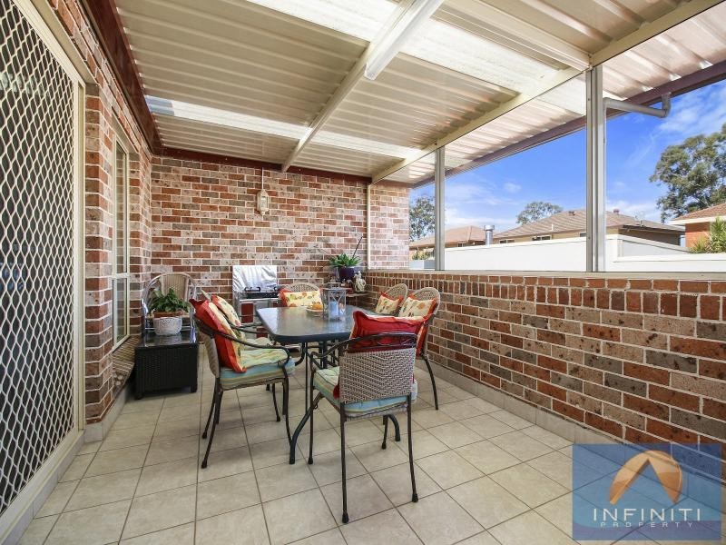 23 Dalton Place, Fairfield West NSW 2165