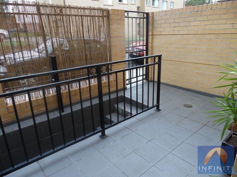 1/11-13 Charles Street, Liverpool NSW 2170