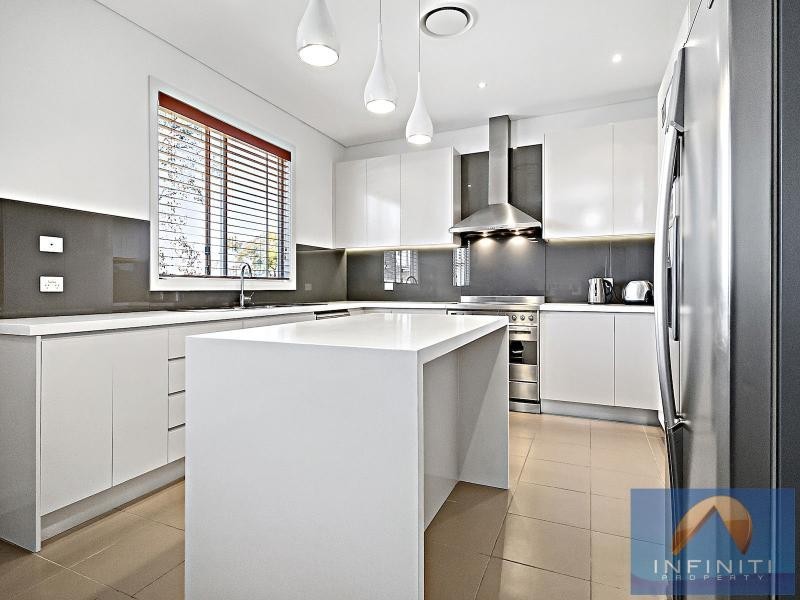 28 Tobys Boulevard, Mount Pritchard NSW 2170