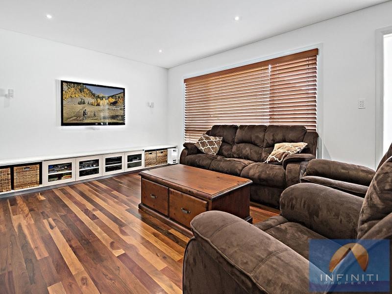 28 Tobys Boulevard, Mount Pritchard NSW 2170