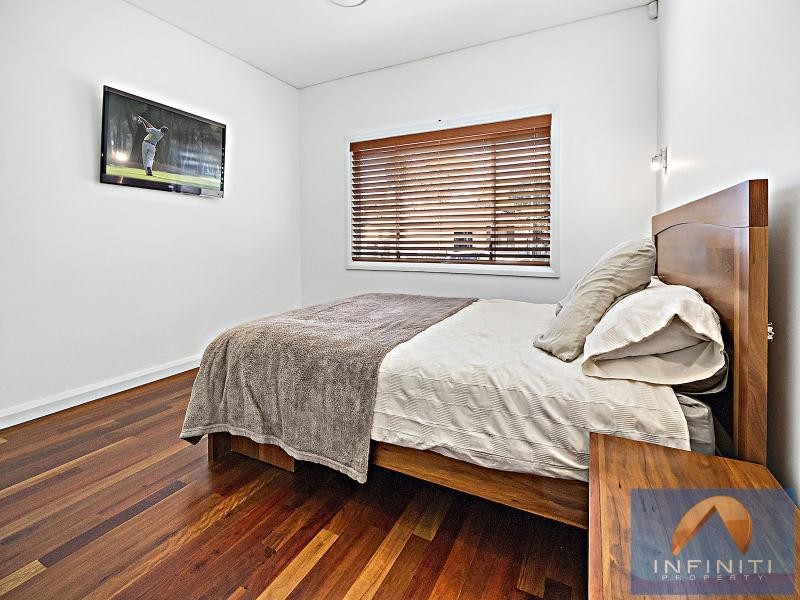 28 Tobys Boulevard, Mount Pritchard NSW 2170