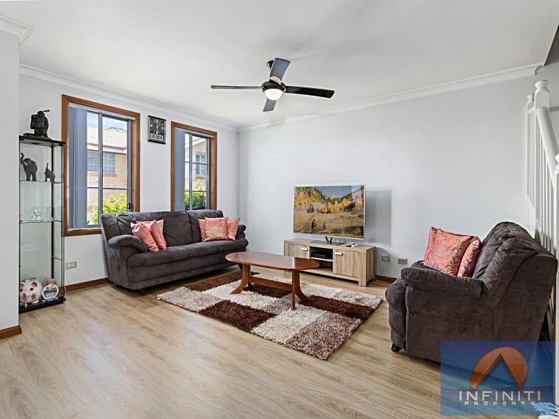 12/3 Turner Place, Casula NSW 2170