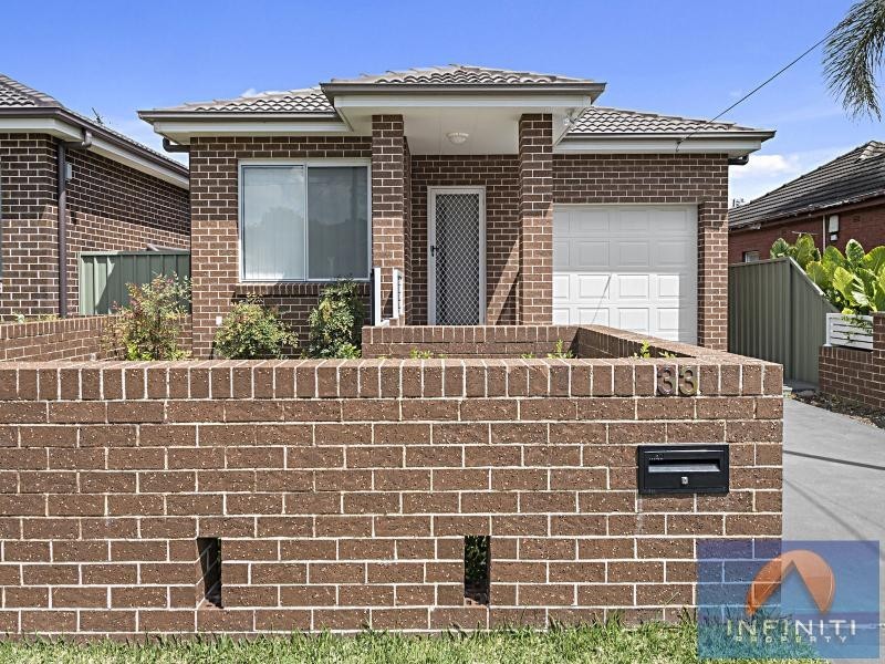 33 Carnation Avenue, Casula NSW 2170