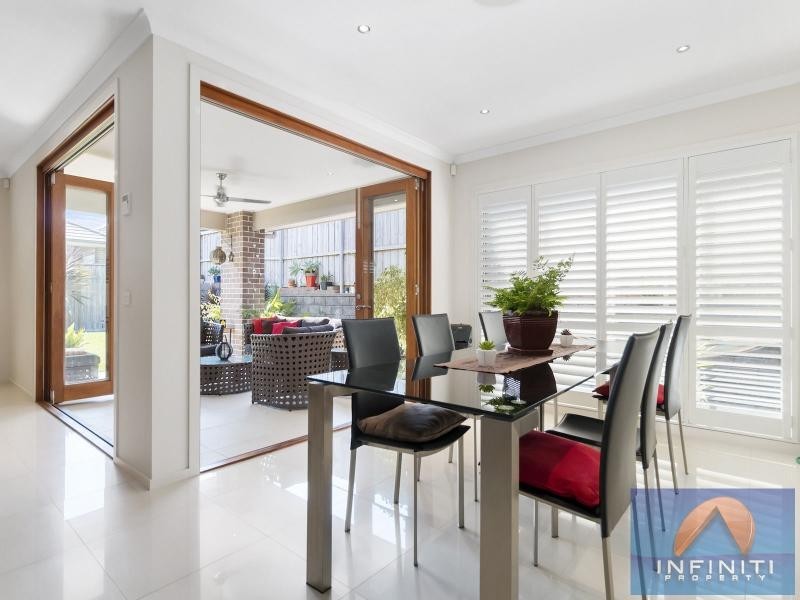 25 Manton Avenue, West Hoxton NSW 2171