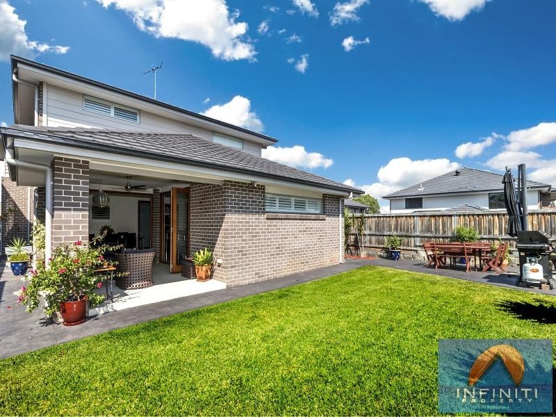 25 Manton Avenue, West Hoxton NSW 2171