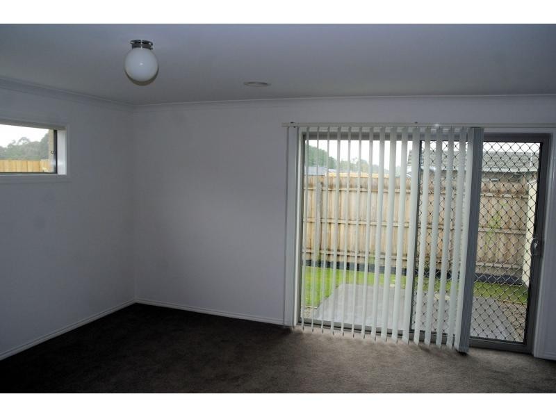 Unit 4/1330A Princes Highway, Pakenham VIC 3810