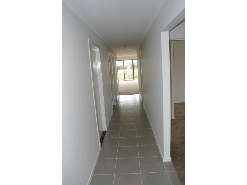 L12 Botham, Pakenham VIC 3810