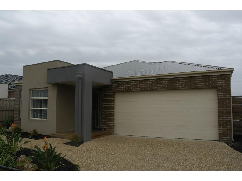Cranbourne West VIC 3977