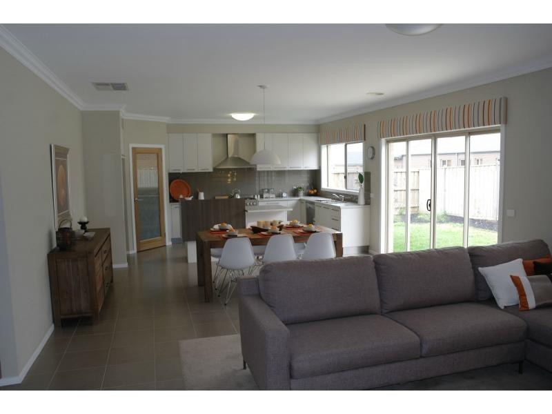 Cranbourne West VIC 3977