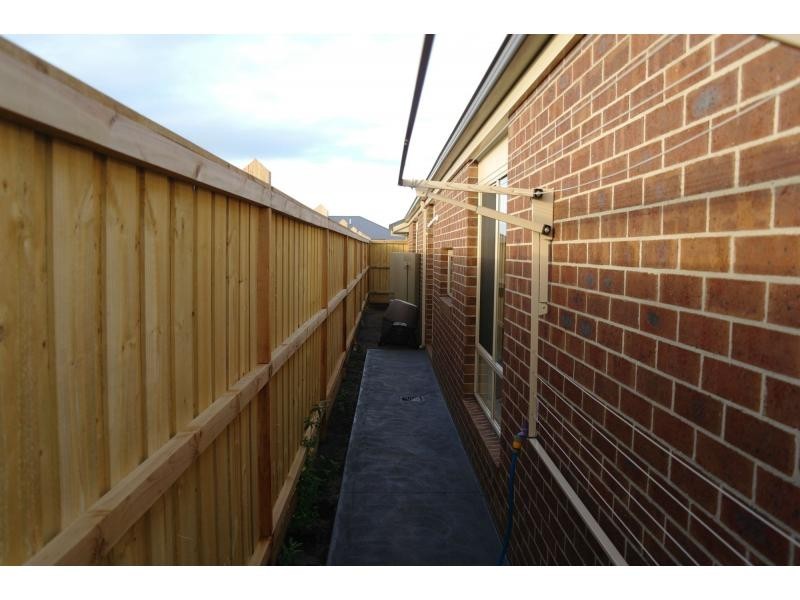 Cranbourne North VIC 3977