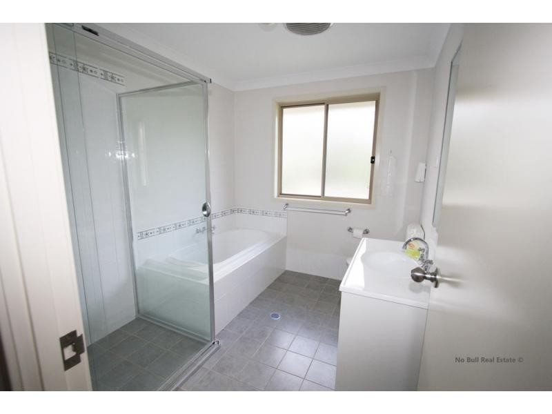 26A George Booth Drive, Seahampton NSW 2286