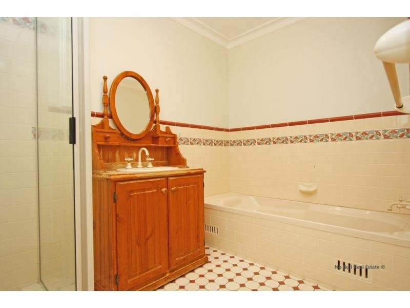 2/234 Maryland Drive, Maryland NSW 2287