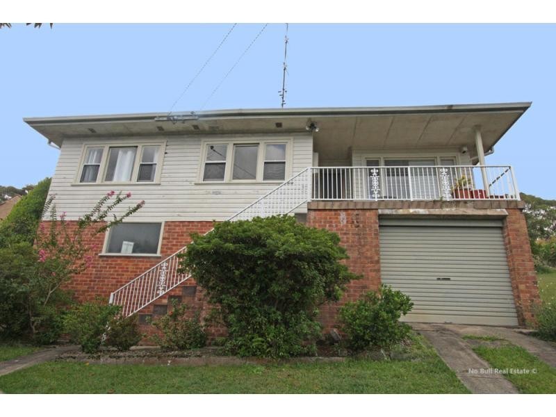 13 Ambrose Street, Carey Bay NSW 2283