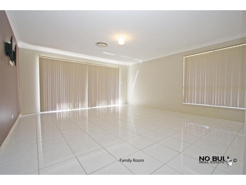 41 Neath Street, Pelaw Main NSW 2327