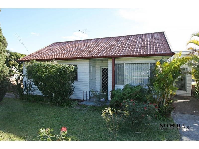 2/11 Blackbutt Parade, Kotara NSW 2289