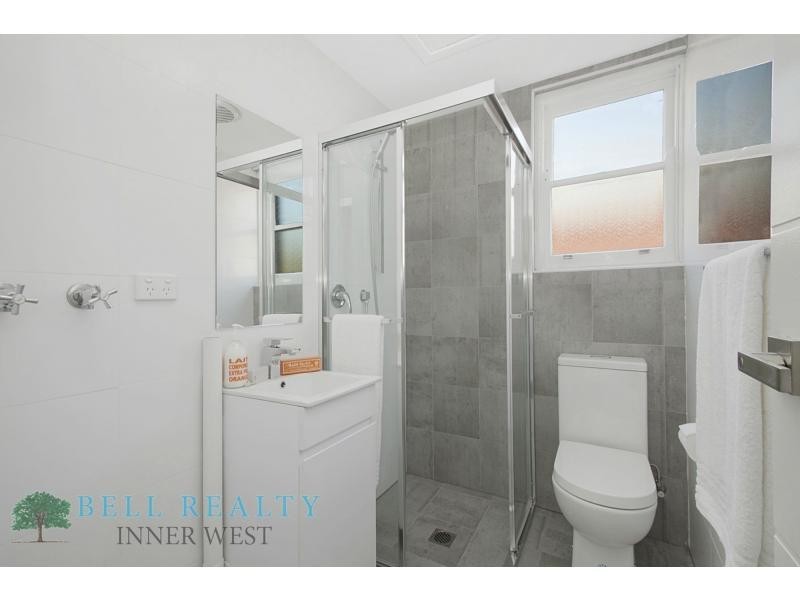 1/42 Robert Street, Ashfield NSW 2131