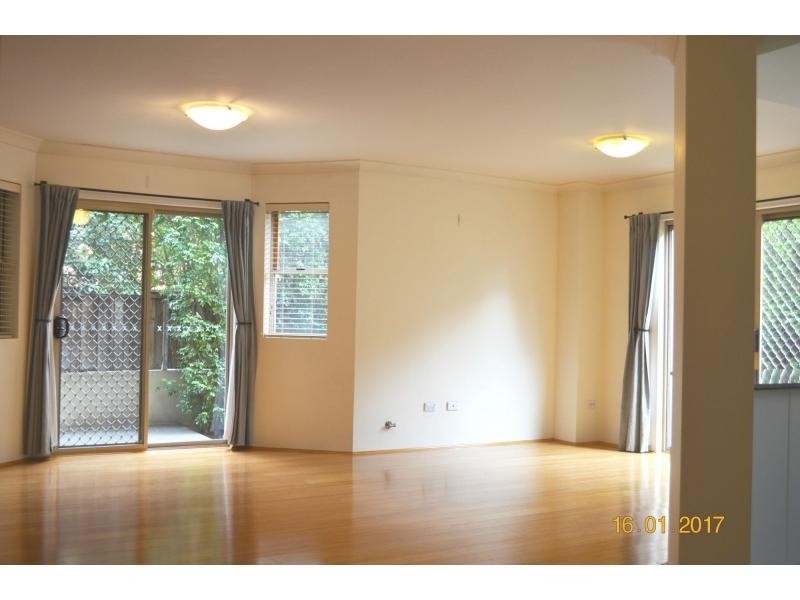 4/10 Beatrice Street, Ashfield NSW 2131