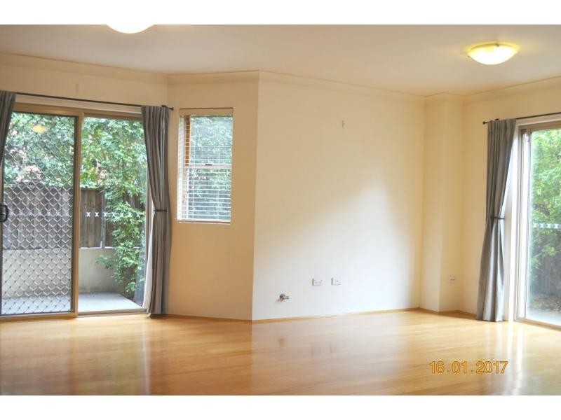 4/10 Beatrice Street, Ashfield NSW 2131