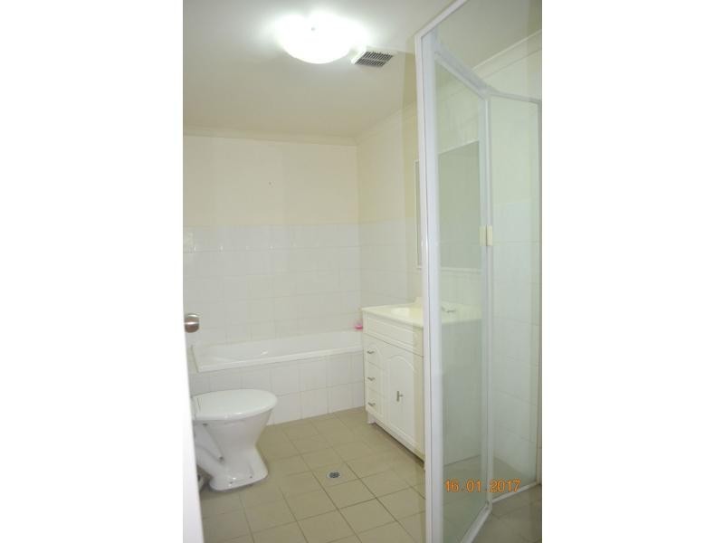 4/10 Beatrice Street, Ashfield NSW 2131