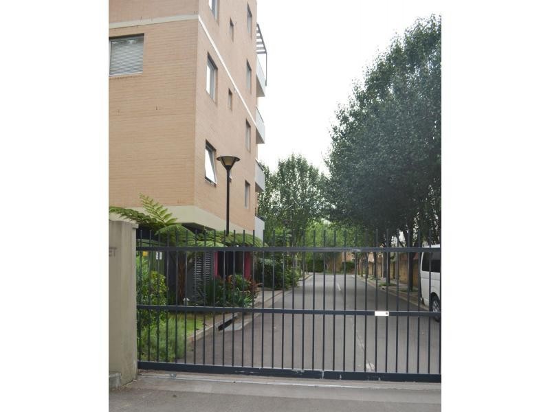 1/20 Close Street, Canterbury NSW 2193