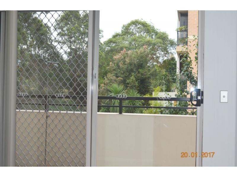 1/20 Close Street, Canterbury NSW 2193