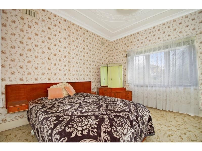 20 Modern Avenue, Canterbury NSW 2193