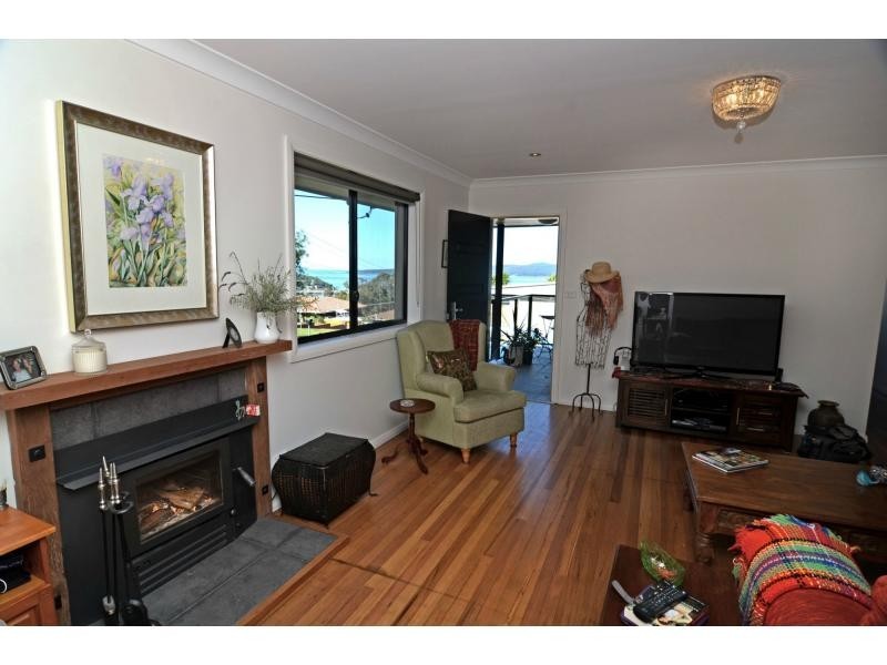 25 Ida Rodd Drive, Eden NSW 2551