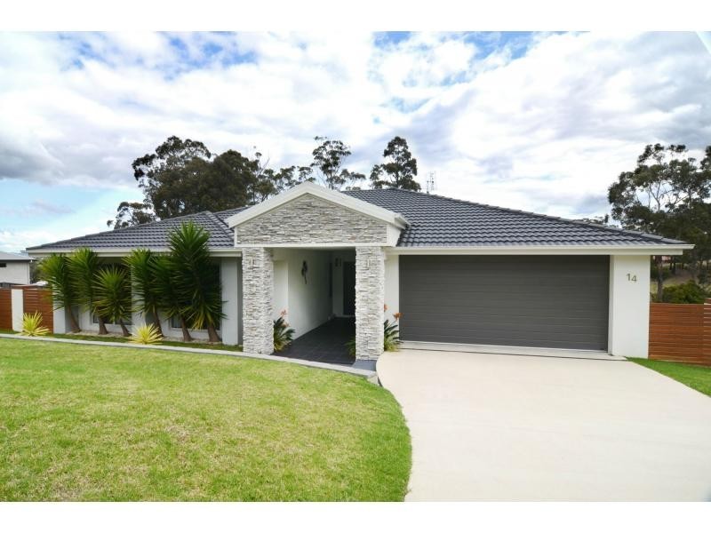 14 Trumpeter Avenue, Eden NSW 2551