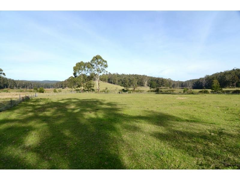 148 Jim McMahon Drive, Kiah NSW 2551