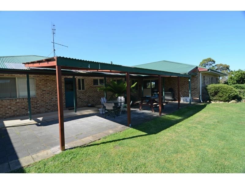 972 Back Creek Road, Lochiel NSW 2549