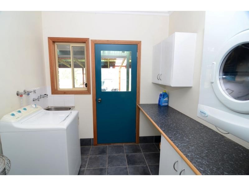 972 Back Creek Road, Lochiel NSW 2549