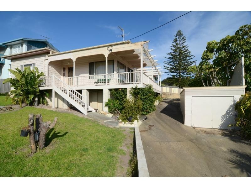 2 Weecoon Street, Eden NSW 2551