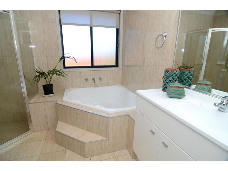 9 Albacore Crescent, Eden NSW 2551