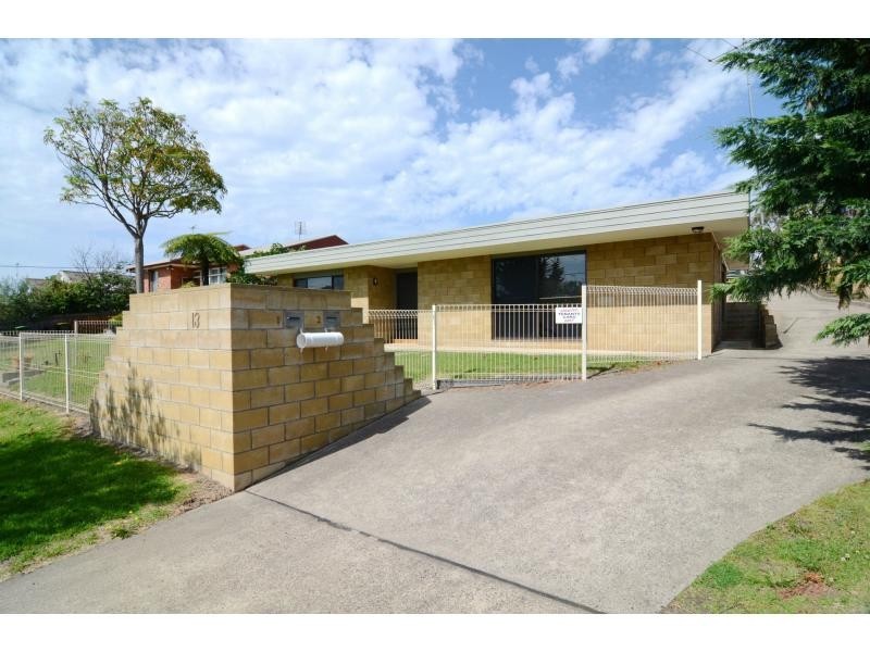 Duplex 1/13 Maling Street, Eden NSW 2551